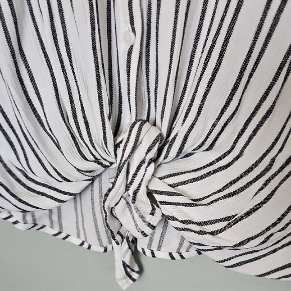 Vixbe Casual Shirttail Striped Button Down Knot front Shirt XXL - Picture 5 of 10